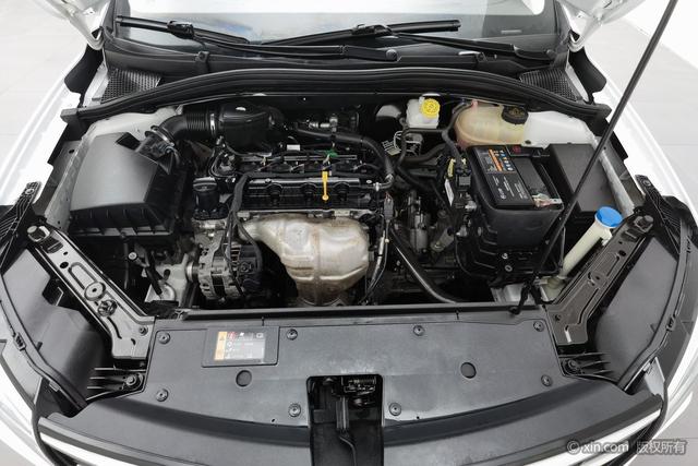 Roewe i5 2020 1.5 L MT 4 G — фото 5