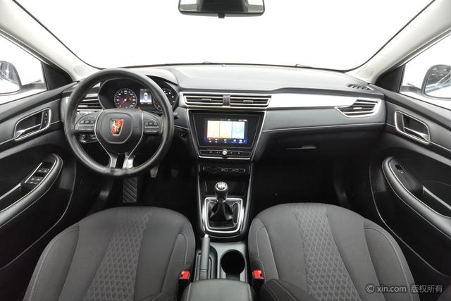 Roewe i5 2020 1.5 L MT 4 G — фото 15