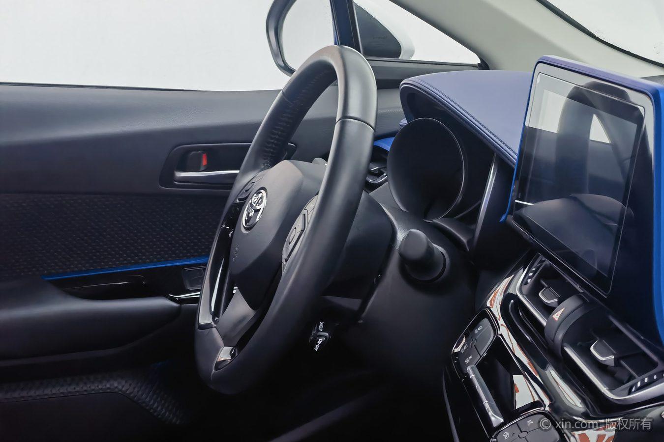 Toyota C-HR id 4451567 из Китая 10
