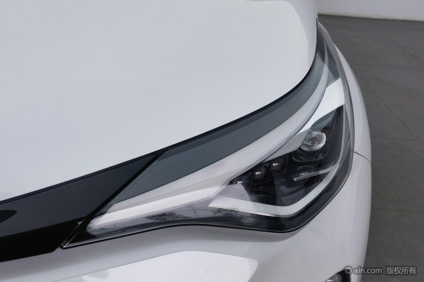 Toyota C-HR id 4451567 из Китая 15