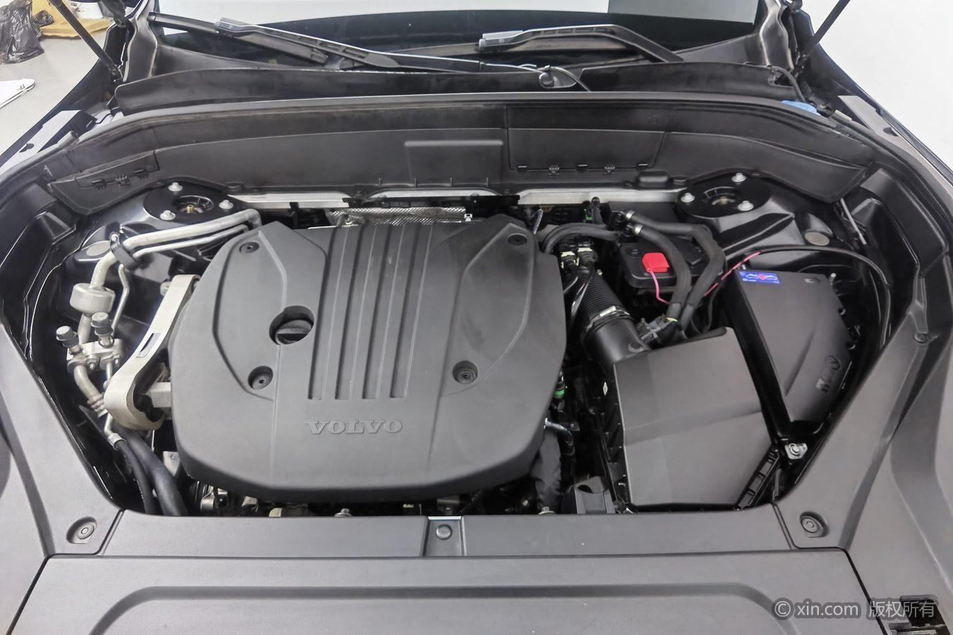 Volvo XC90 2023 B5 Luxury 7 мест