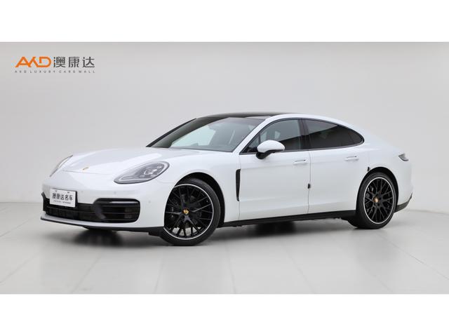 Porsche Panamera 2023 года выпуска