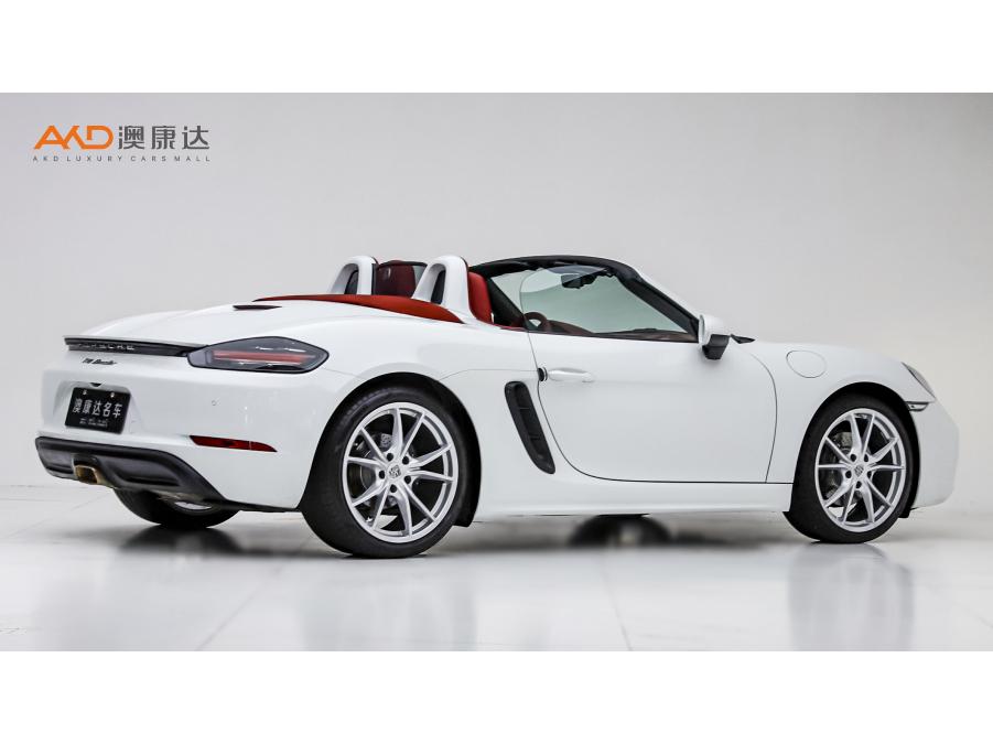 Porsche 718 2024 2.0T AT 2 мест