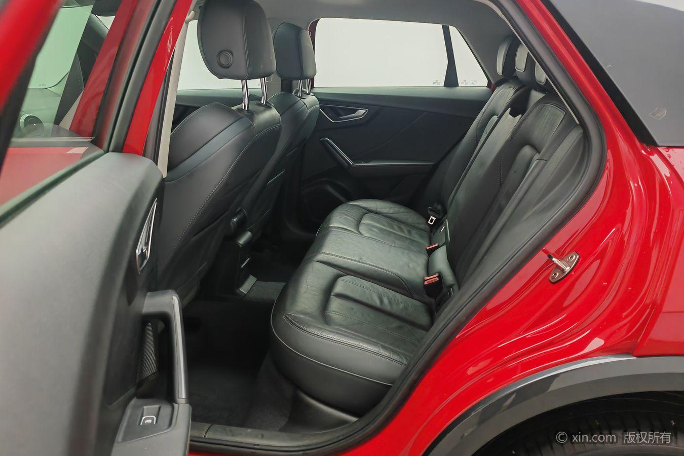 Audi Q2L 2021 Красный из Китая, фото 5