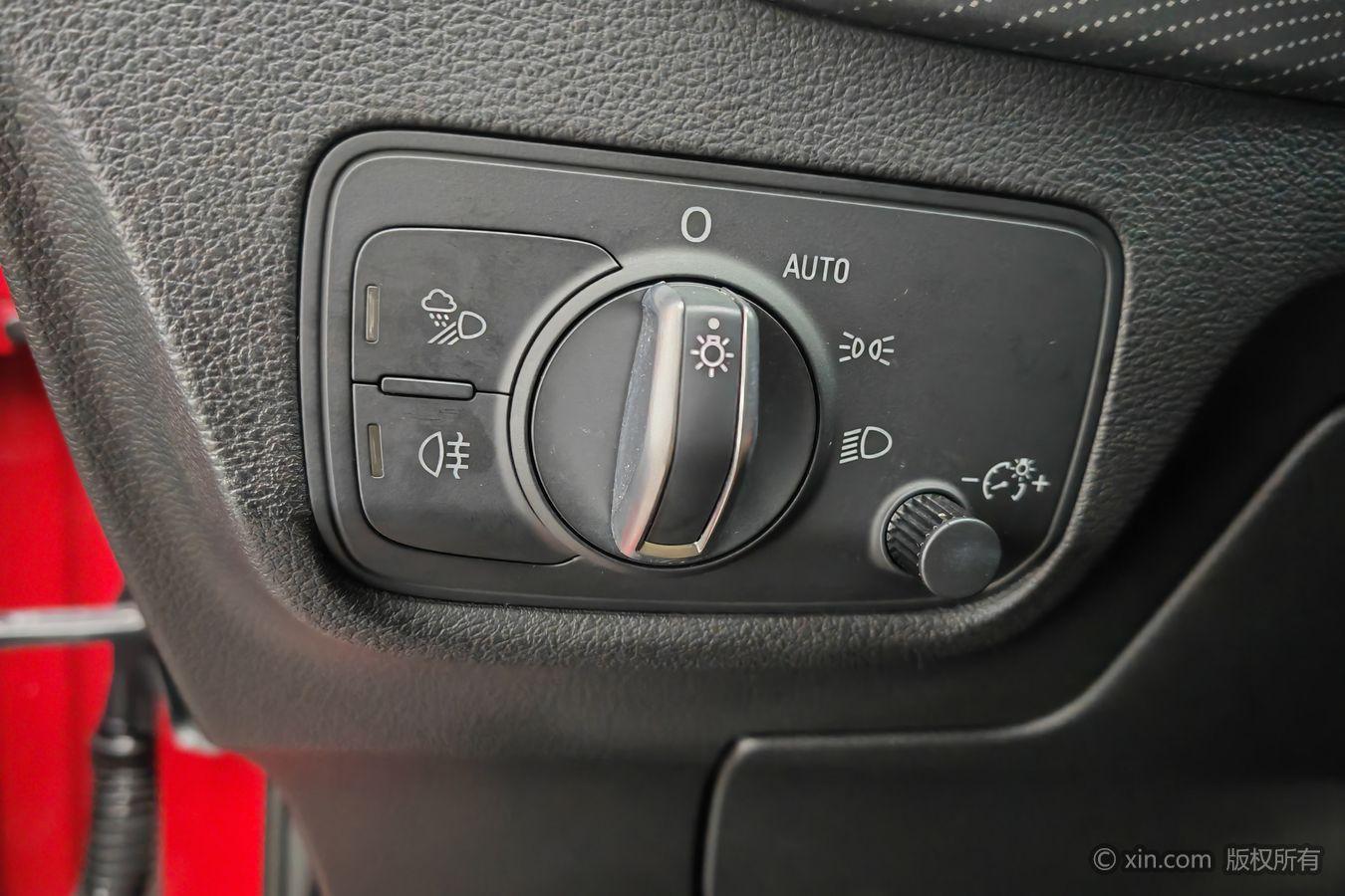 Audi Q2L id 4479273 из Китая 9