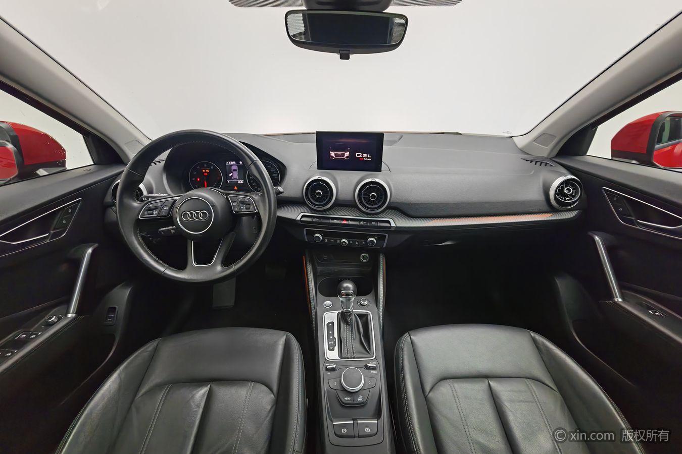 Audi Q2L id 4479273 из Китая 14