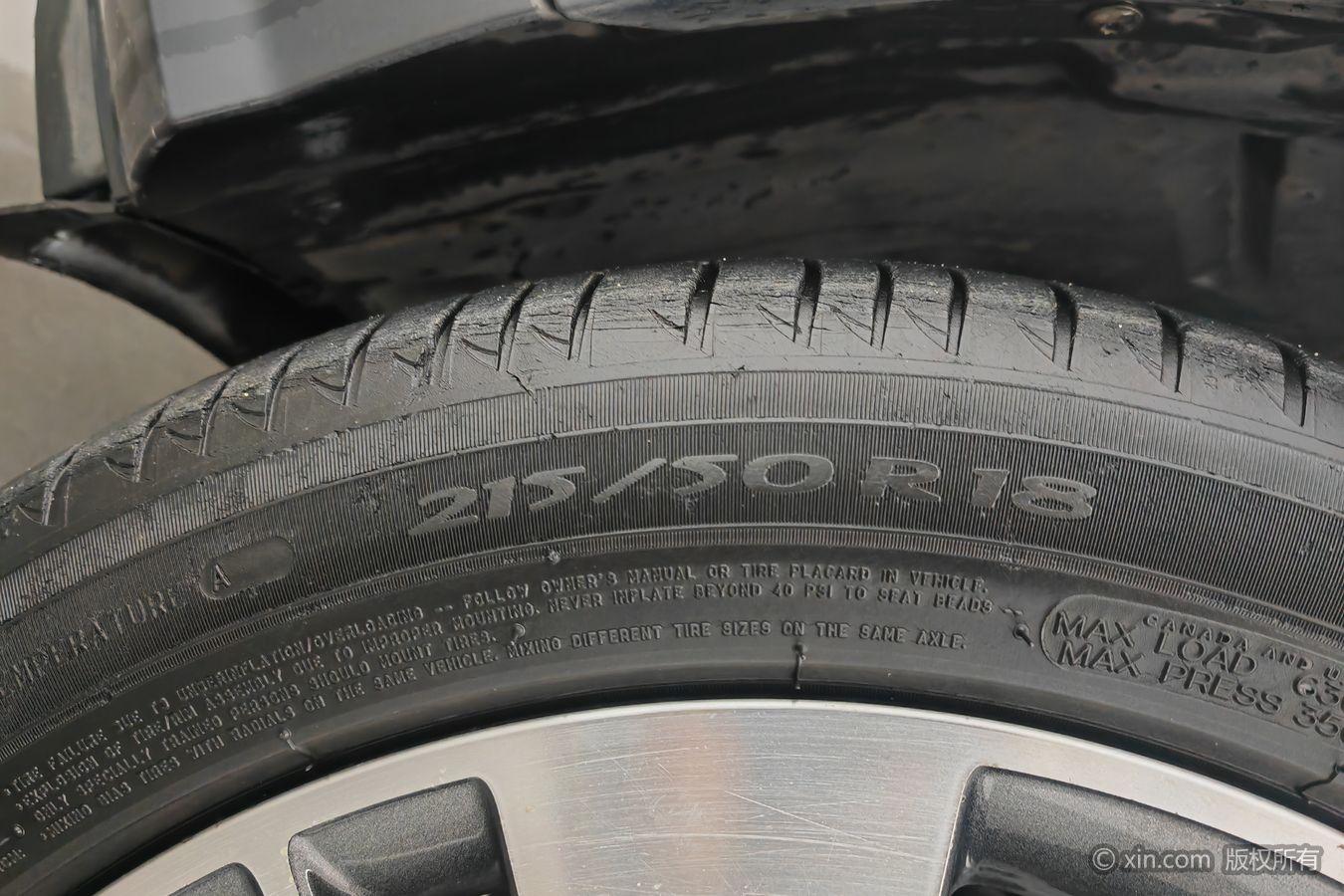 Audi Q2L id 4479273 из Китая 19