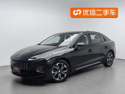 Hongqi E-QM5