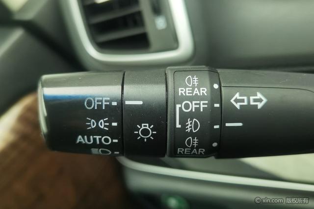 Honda Odyssey 2015 2.4 L — фото 16