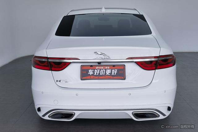 Jaguar XFL 2021 2.0 T P 200 2 WD — фото 3