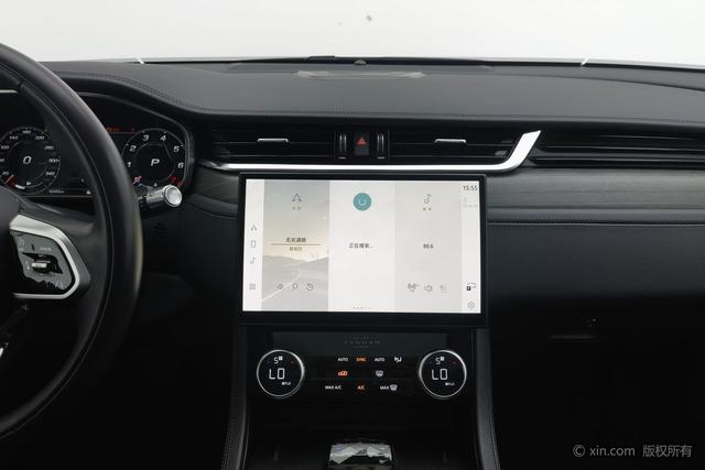 Jaguar XFL 2021 2.0 T P 200 2 WD — фото 14