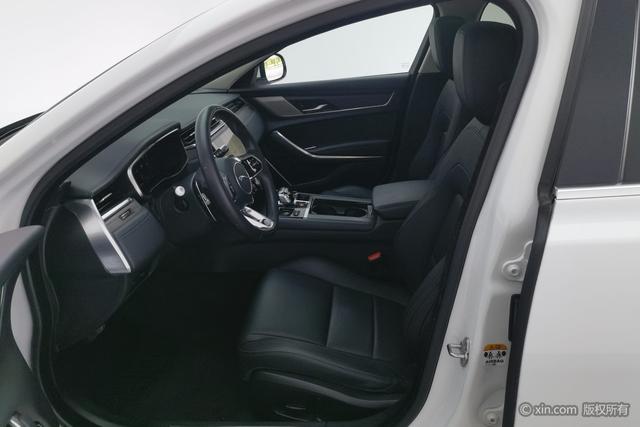 Jaguar XFL 2021 2.0 T P 200 2 WD — фото 18
