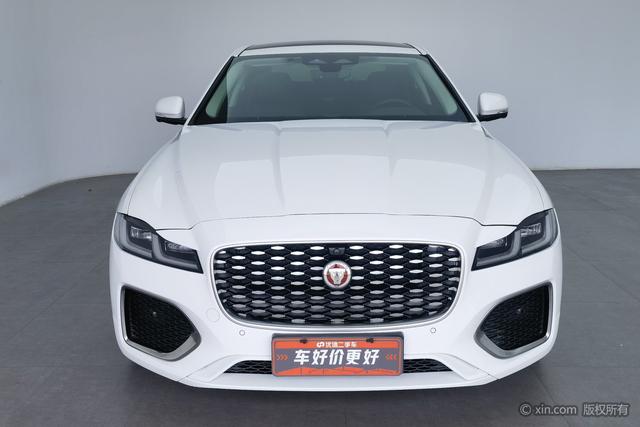 Jaguar XFL 2021 2.0 T P 200 2 WD — фото 2