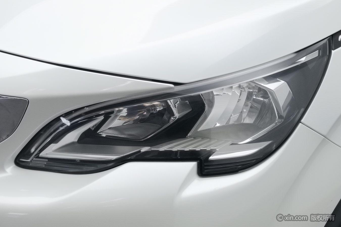 Peugeot 5008 2017 350THP 7 мест Elite