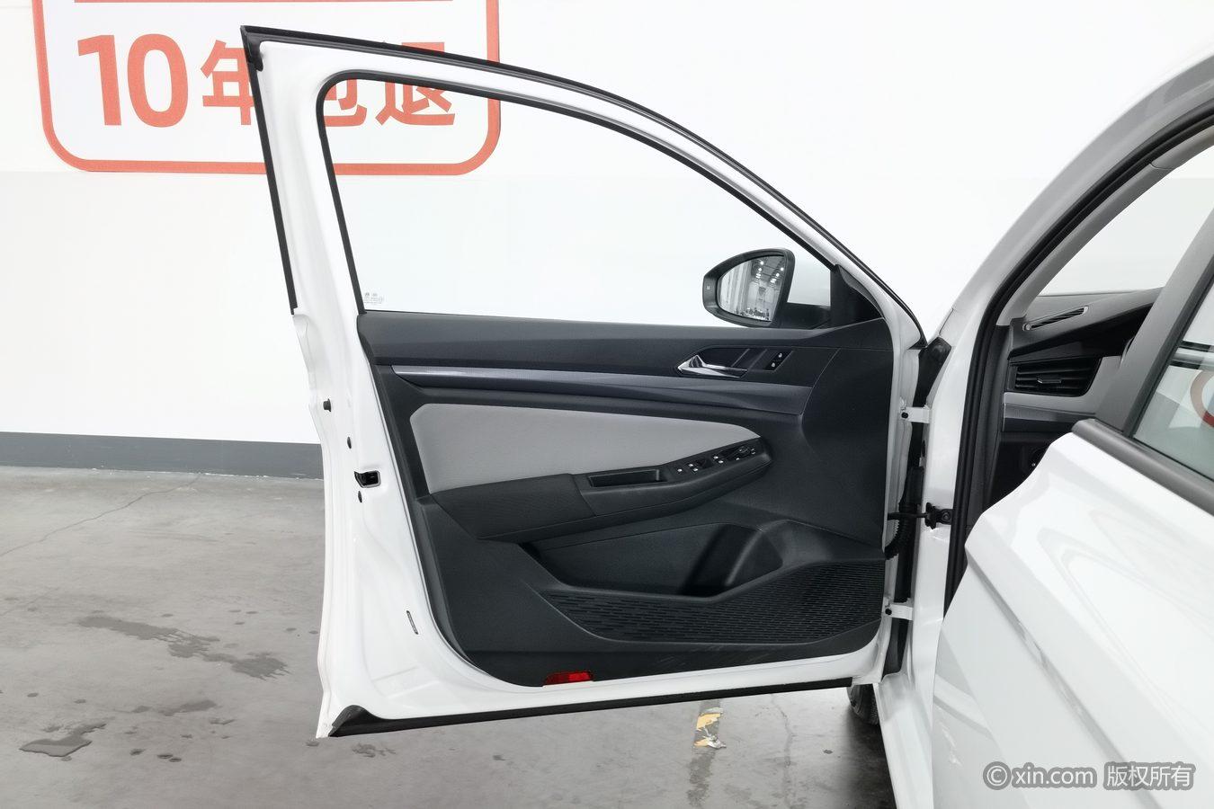 Volkswagen Bora id 4451711 из Китая 11