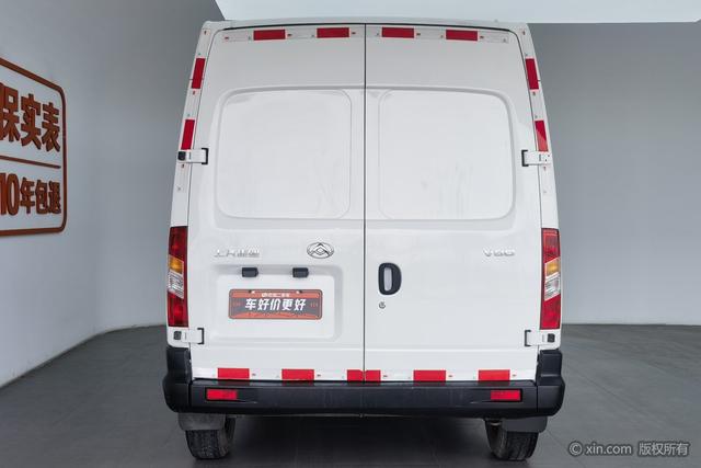 Maxus V80 2020 2.5 T MT 2/3 — фото 3