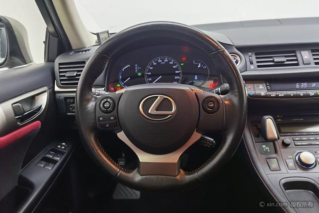 Lexus CT 2019 CT 200h — фото 13