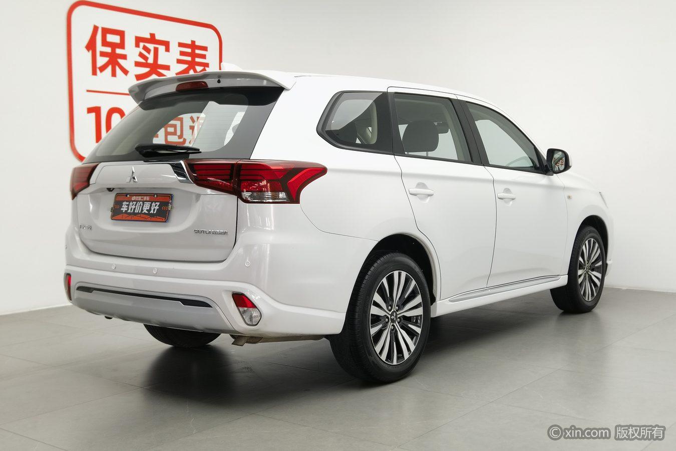 Mitsubishi Outlander 2021 2.0L 5 мест
