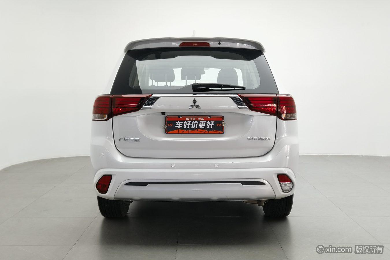 Mitsubishi Outlander 2021 2.0L 5 мест