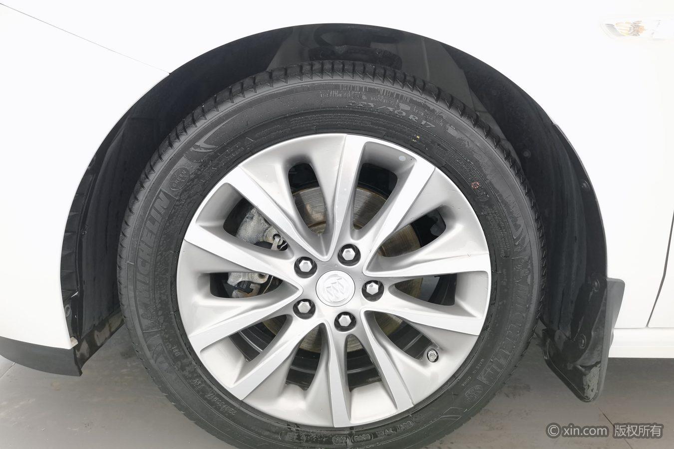 Buick GL6 2021 323T Luxury