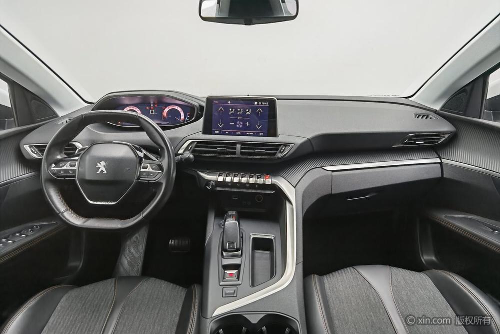 Peugeot 5008, фото 11