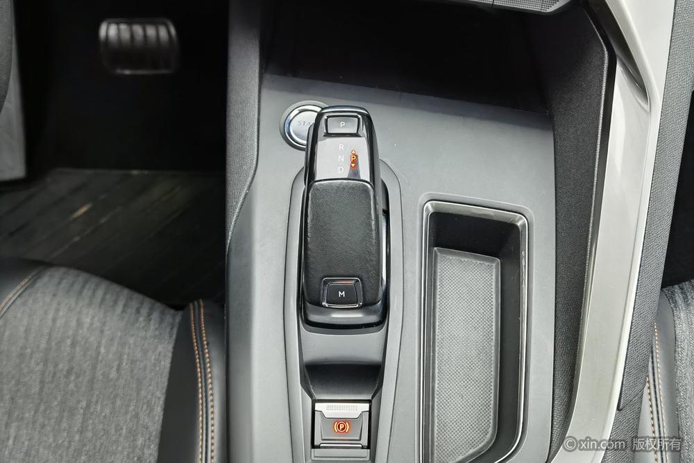 Peugeot 5008, фото 14