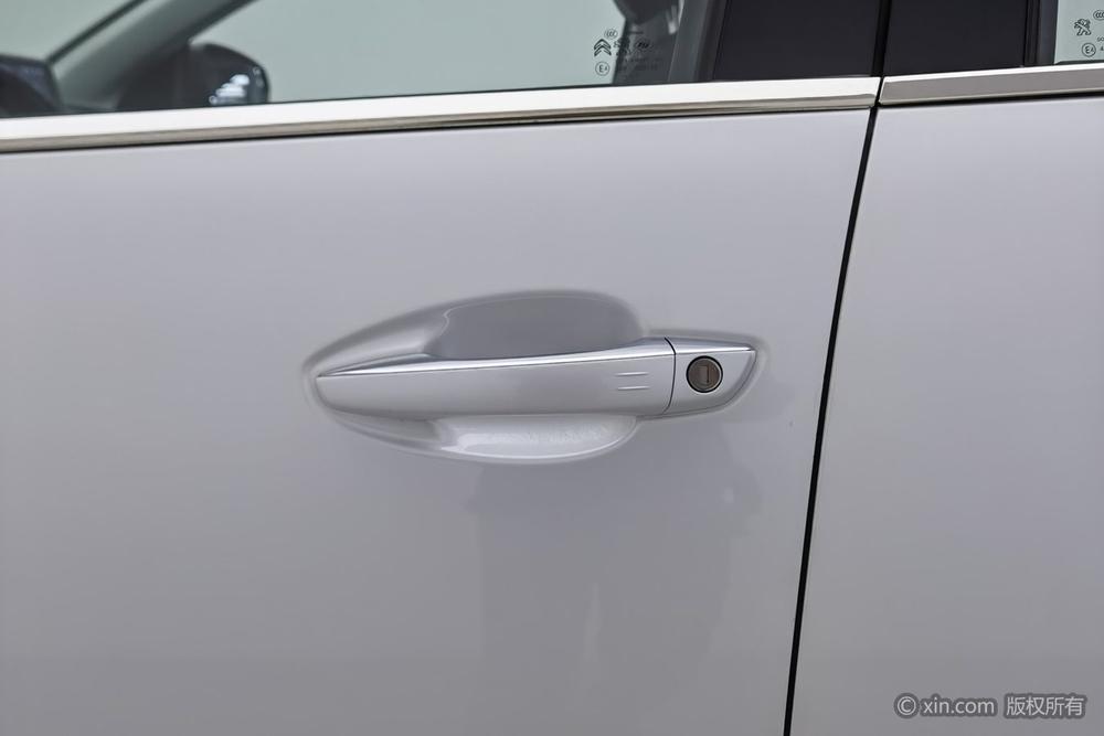 Peugeot 5008, фото 9