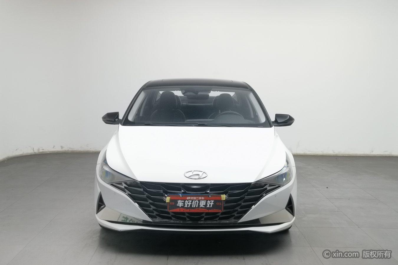 Hyundai Elantra 2022 1.5L CVT LUX Luxury