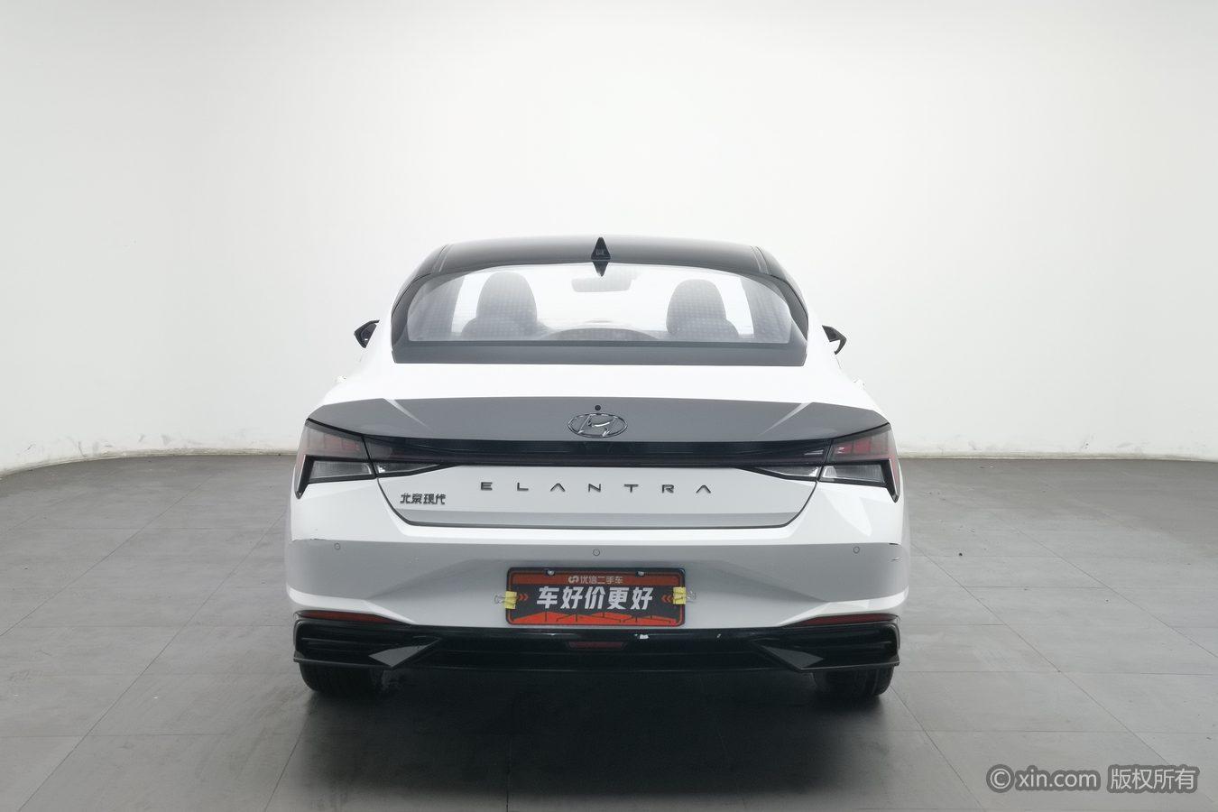 Hyundai Elantra 2022 1.5L CVT LUX Luxury