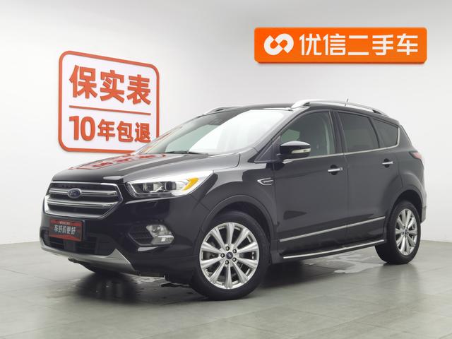 Ford Kuga 2017 года выпуска
