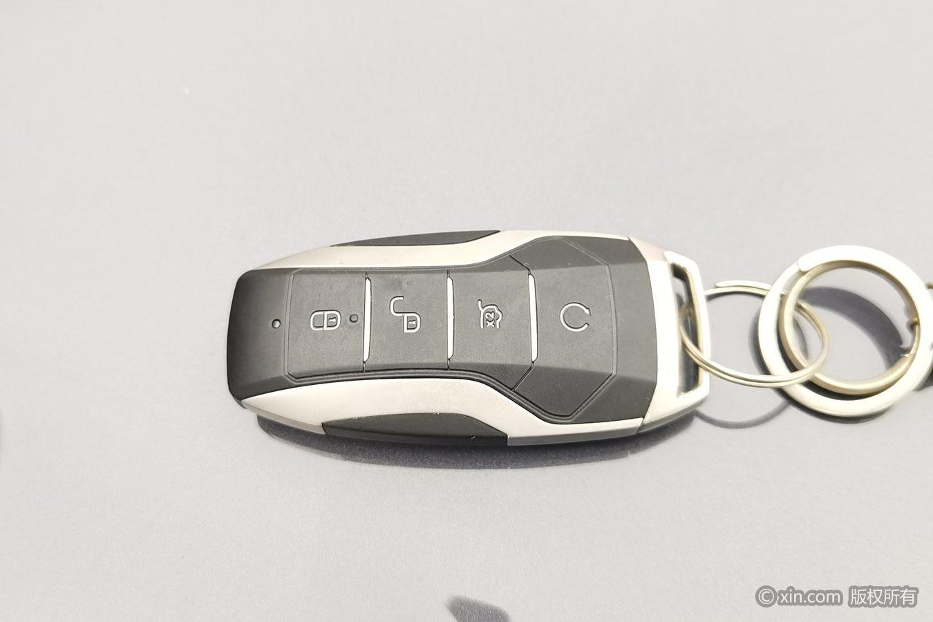 BYD Tang DM 2021 DM-i 1.5T 112KM