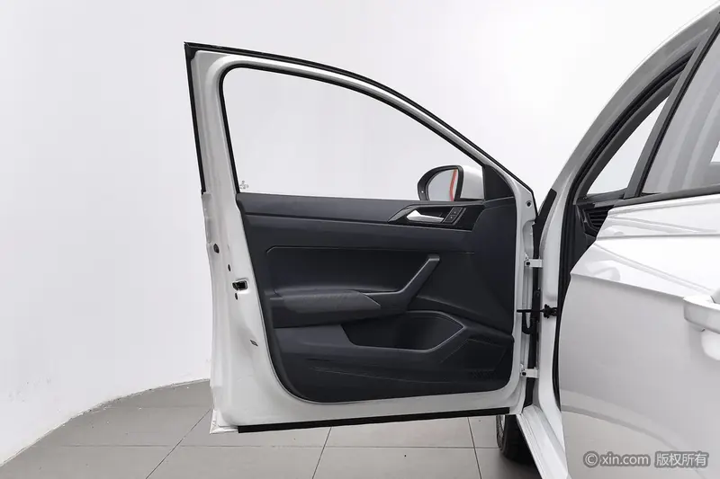 Volkswagen Lavida 1.5 L — фото 16