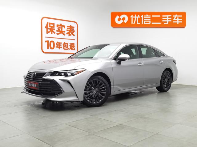 Toyota Avalon 2019 года выпуска