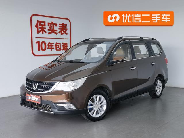 Wuling Baojun 730 2015 1.8 L MT ESP 7