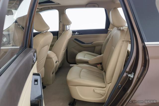 Wuling Baojun 730 2015 1.8 L MT ESP 7 — фото 19