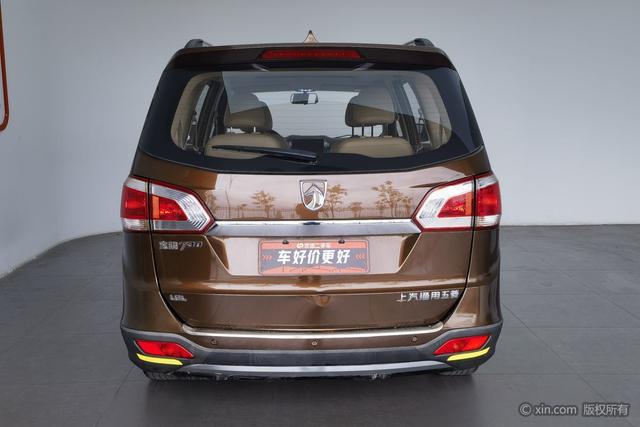 Wuling Baojun 730 2015 1.8 L MT ESP 7 — фото 3
