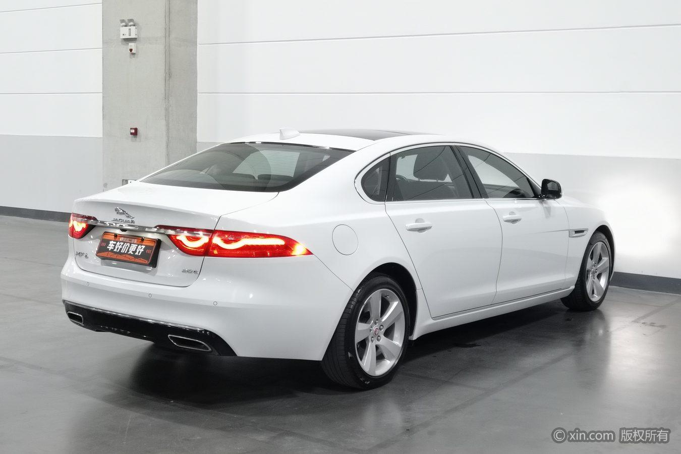 Jaguar XFL: фотография 2 из 24