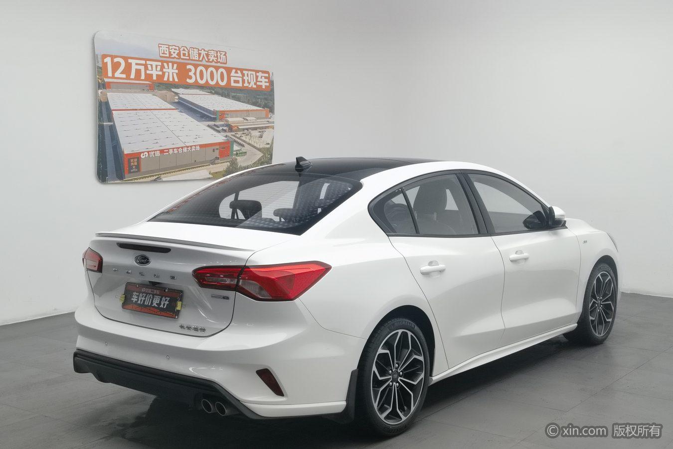 Ford Focus 2020 EcoBoost 180 AT ST Line