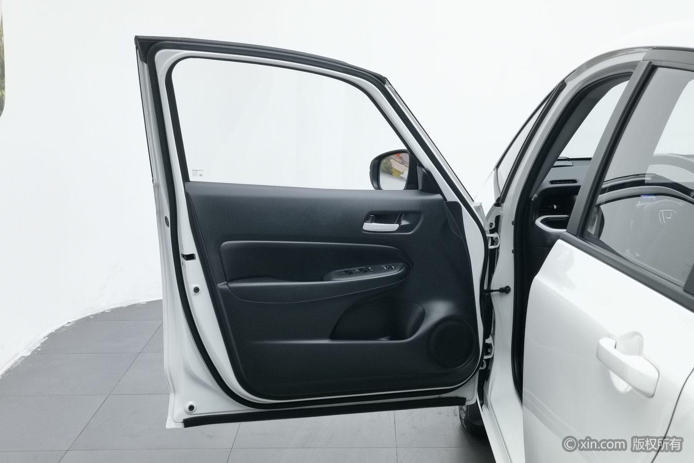 Honda Fit 2020 Белый из Китая