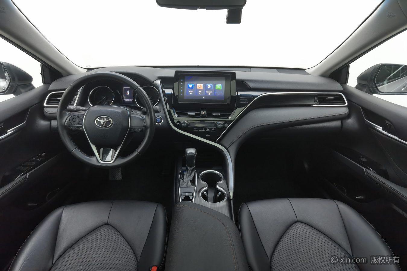 Toyota Camry 2022 Темно-серый из Китая
