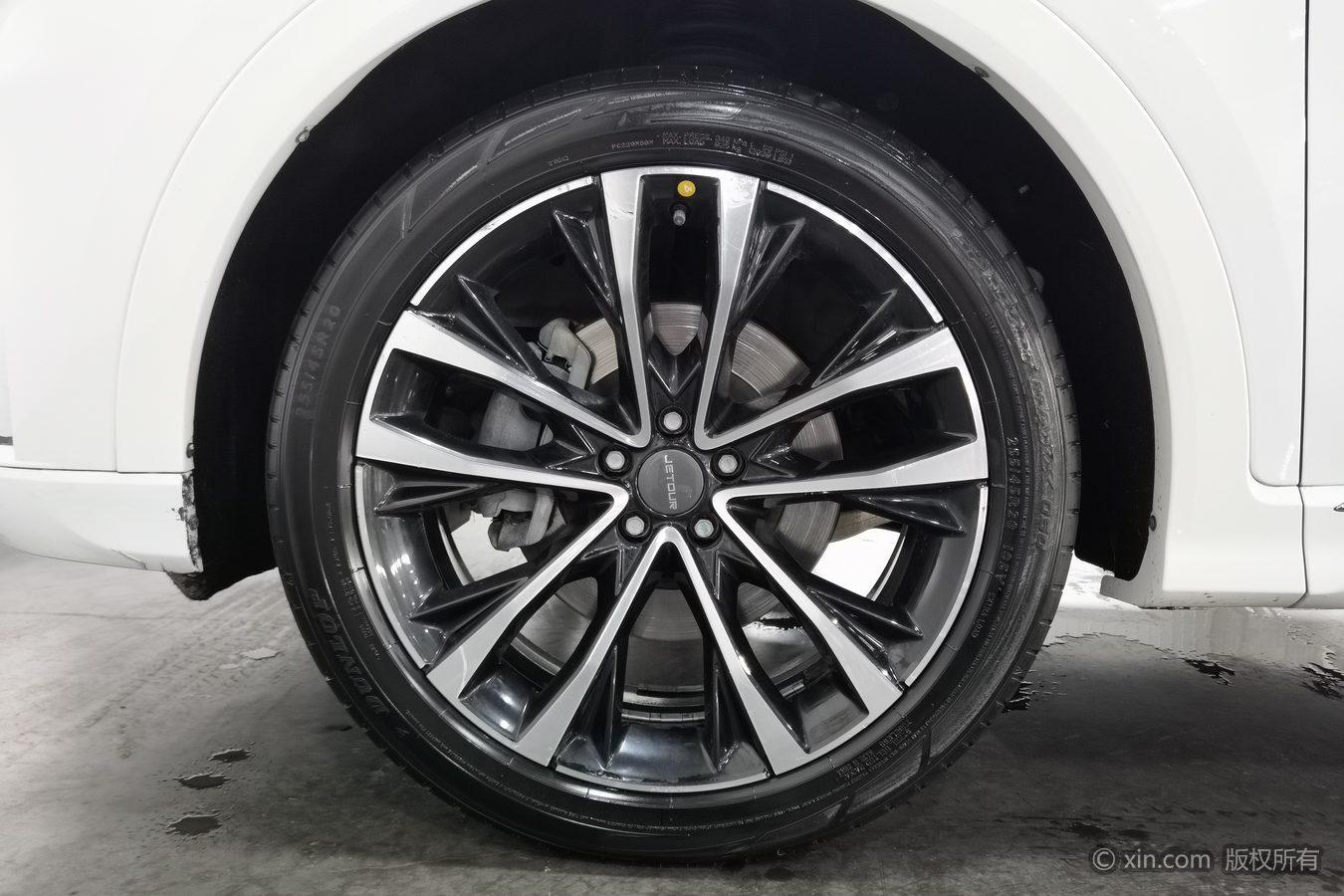 JETOUR X70 PLUS 2021 1.6T DCT 5 мест