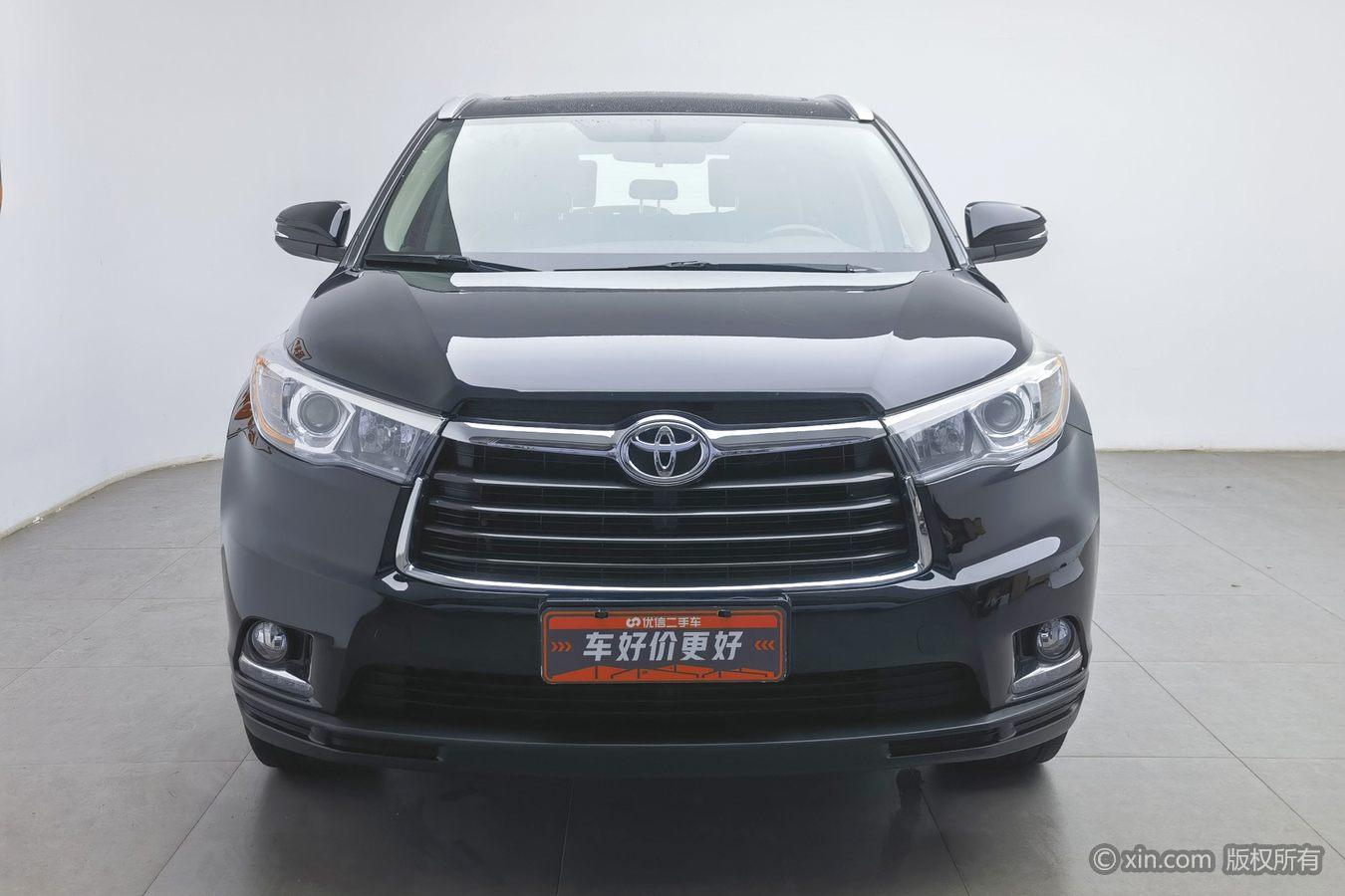 Toyota Highlander 2015 2.0T Luxury 7 мест