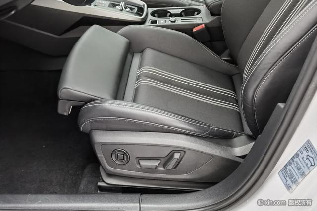 Audi A3 2024 A 3 L Limousine 35 TFSI Sport — фото 17