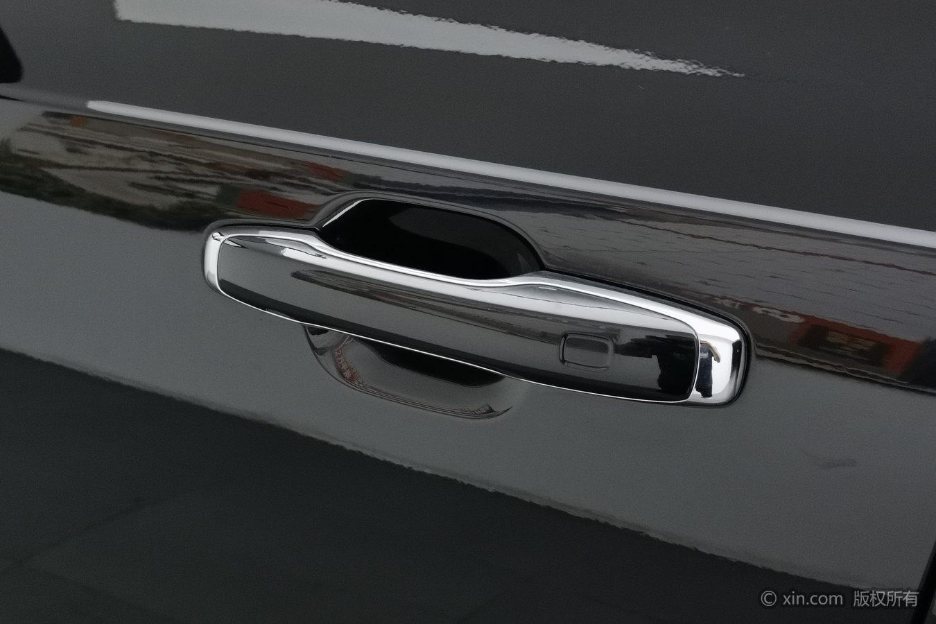 Volvo XC90 2023 B6 Luxury 7 мест