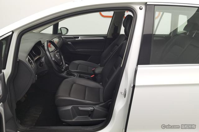 Volkswagen Golf Sportsvan 2019 280 TSI AT VI — фото 17