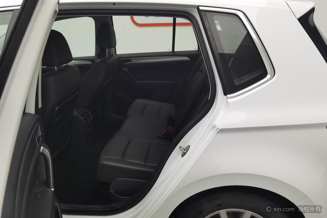 Volkswagen Golf Sportsvan 2019 280 TSI AT VI — фото 19