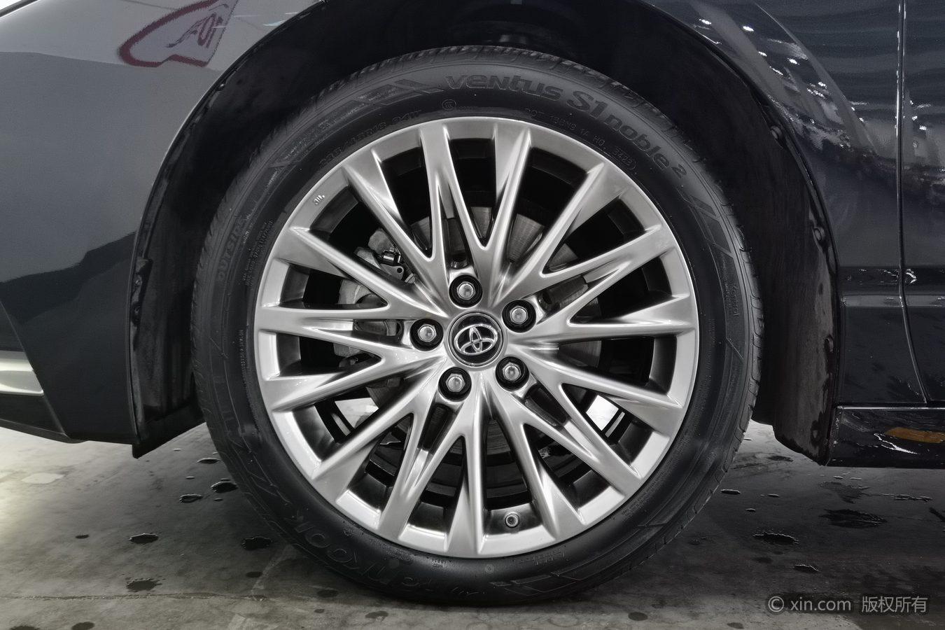 Toyota Avalon 2023 2.5L E-CVT XLE Luxury
