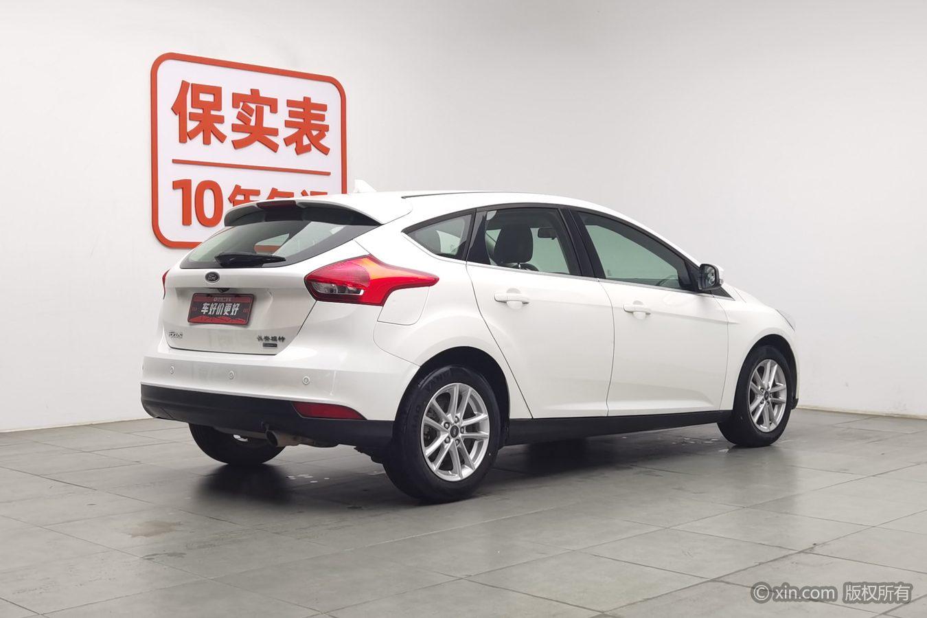 Ford Focus 2018 EcoBoost 180 AT Elite