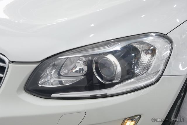 Volvo XC60 2015 T 5 AWD — фото 7