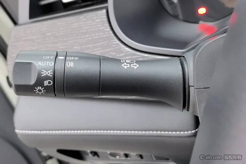Venucia D 60 PLUS 1.6 L XL CVT — фото 11